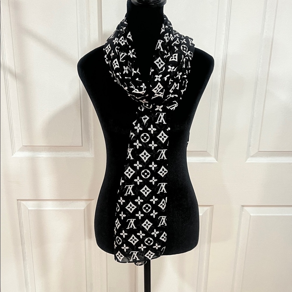 (( not authentic))NEW❤️LV Chiffon Shawl - Picture 4 of 17